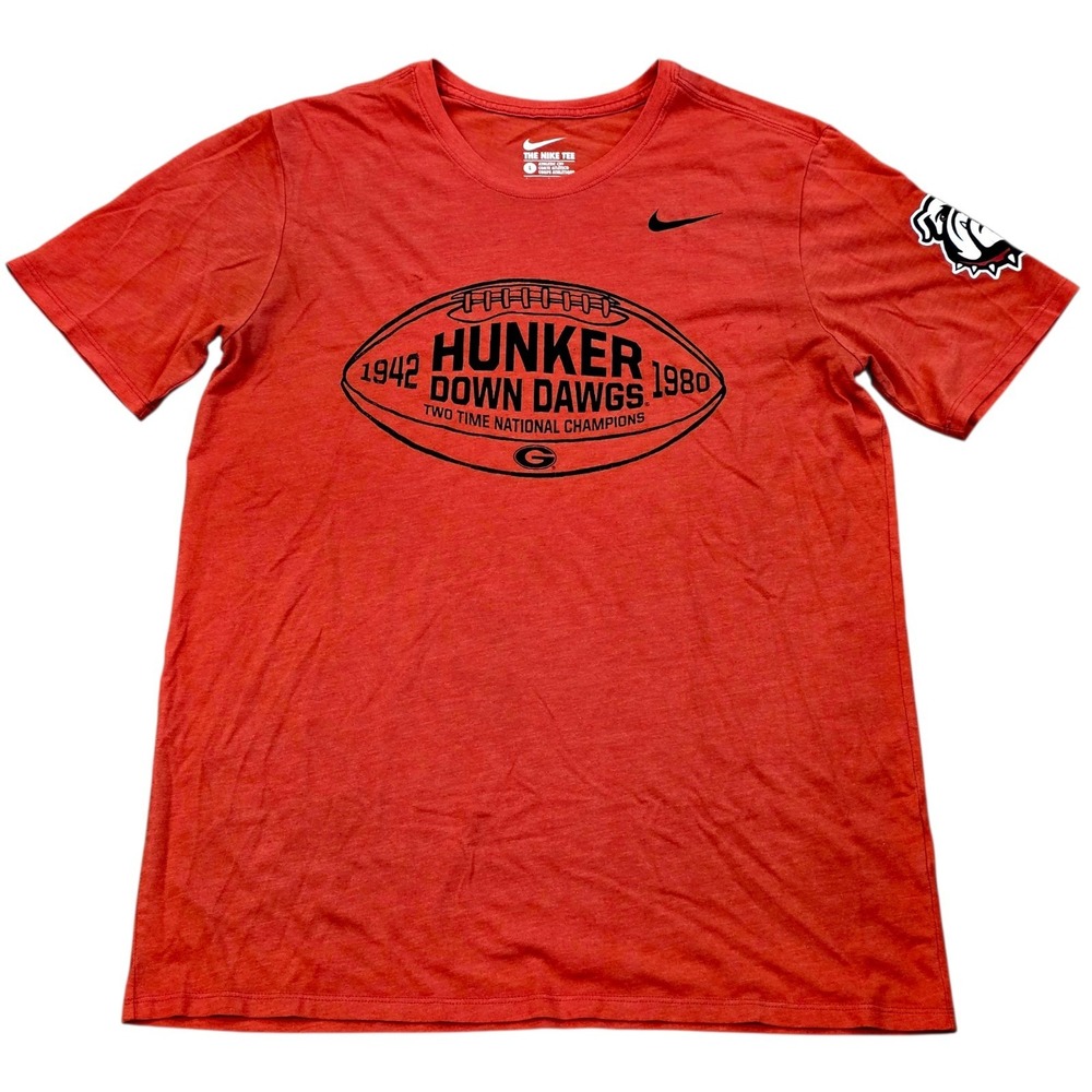 Nike Georgia Bulldogs UGA Hunker Down Dawgs Shirt Mens L Red Football 1942 1980